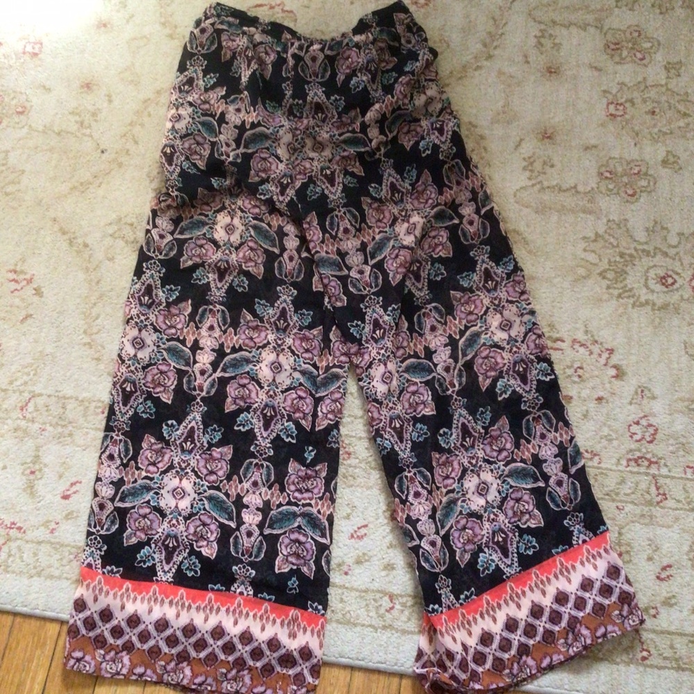Xhilaration Black Multi Floral HR Chiffon Wide Leg Pants Sz medium